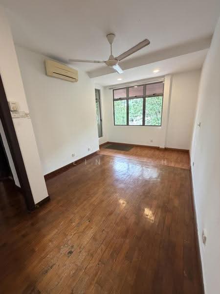 Rumah Teres 2.5-Tingkat untuk Dijual di Sierramas (Sungai Buloh) - Celina Koh - PropertyGuru.com.my