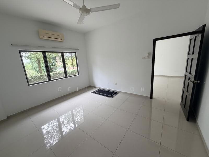 Rumah Teres 2.5-Tingkat untuk Dijual di Sierramas (Sungai Buloh) - Celina Koh - PropertyGuru.com.my