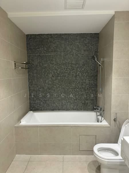 Servis Apartment untuk Disewa di Ooak Suites @ Kiara 163 - Jessica Lim - Bathroom - PropertyGuru.com.my