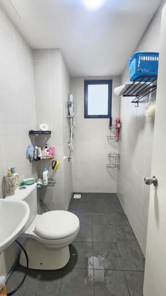 Servis Apartment untuk Disewa di MKH Boulevard II - Kah Hin Lee - Bathroom - PropertyGuru.com.my