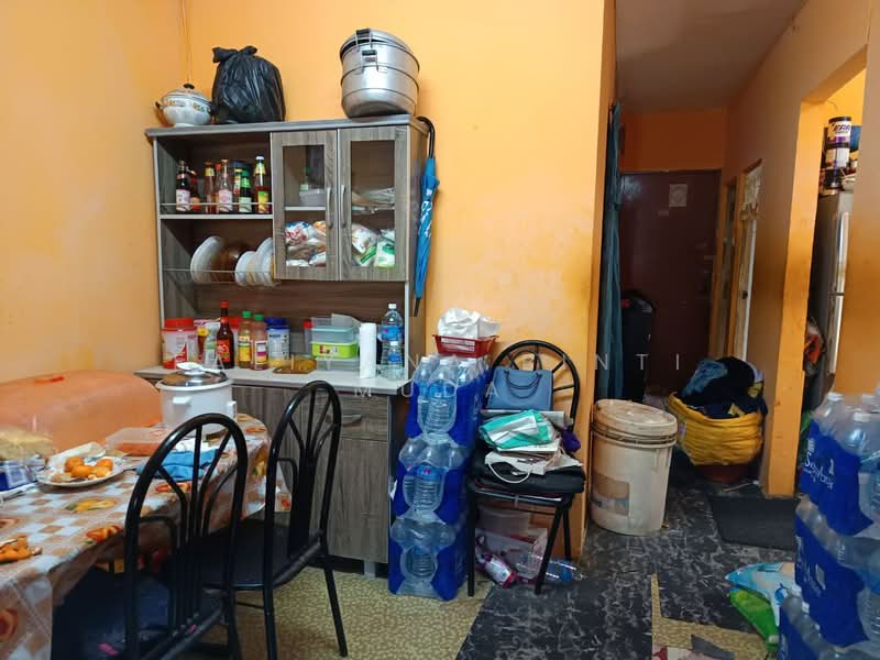 Apartment for Sale at Apartment Idaman - Faliyana binti Muda - PropertyGuru.com.my