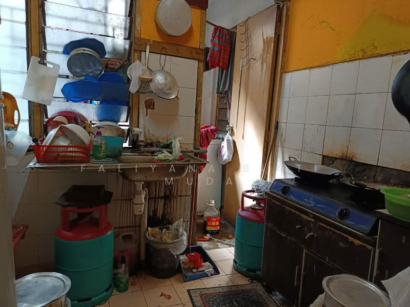 Apartment for Sale at Apartment Idaman - Faliyana binti Muda - PropertyGuru.com.my
