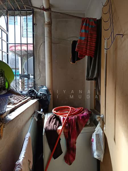 Apartment for Sale at Apartment Idaman - Faliyana binti Muda - PropertyGuru.com.my