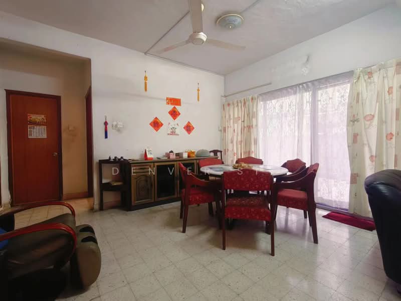 Semi-Detached House for Sale in Taman Putra (Ampang) - Denver Sin - Dining Room - PropertyGuru.com.my