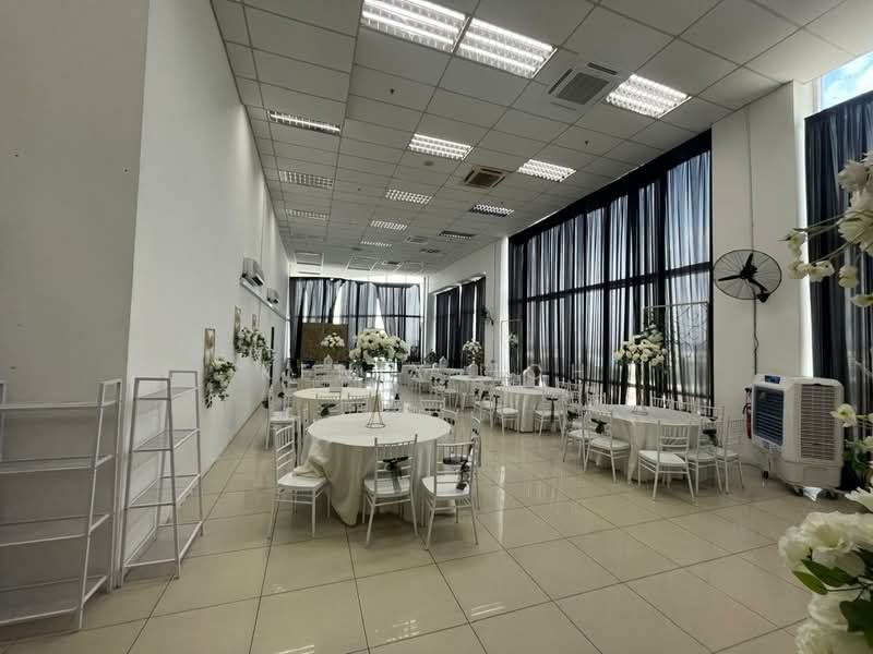 Retail Space for Rent in Seri Kembangan (Selangor) - Kenix Hoh - Interior - PropertyGuru.com.my