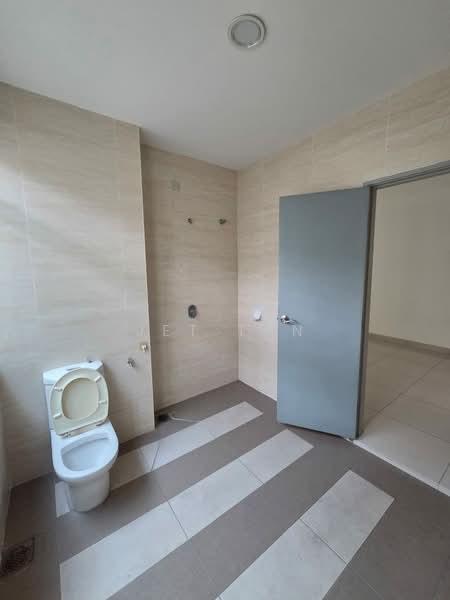 Semi-Detached House for Sale in Taman Anggerik Villa (Kajang) - Jet Tan - Bathroom - PropertyGuru.com.my