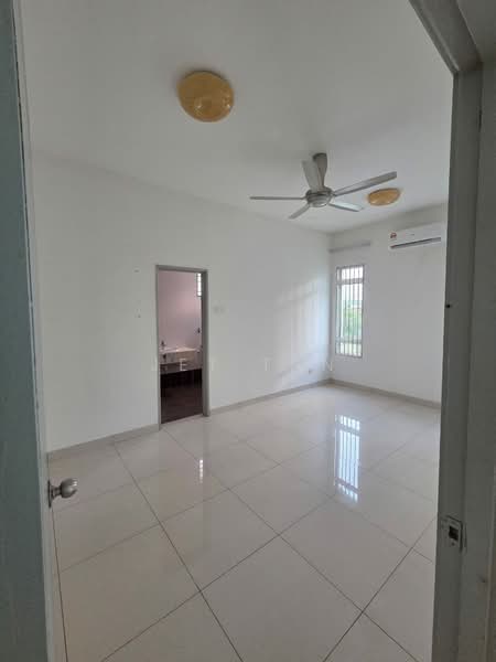Semi-Detached House for Sale in Taman Anggerik Villa (Kajang) - Jet Tan - Interior - PropertyGuru.com.my