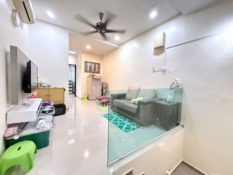 2-storey Terraced House for Sale in Taman Desa Tebrau (Tebrau) - Jong Chen - Living Room - PropertyGuru.com.my
