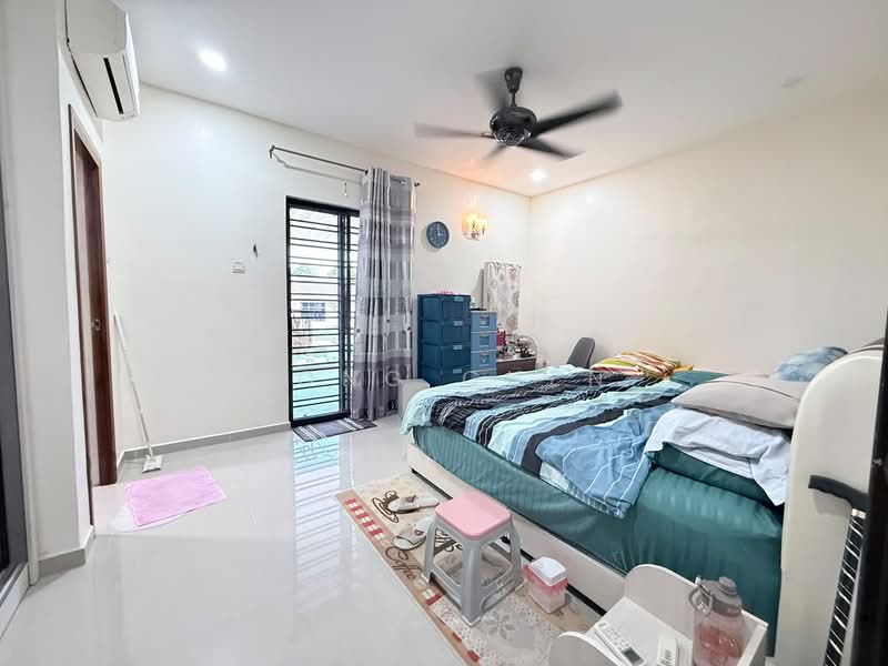 2-storey Terraced House for Sale in Taman Desa Tebrau (Tebrau) - Jong Chen - Bedroom - PropertyGuru.com.my