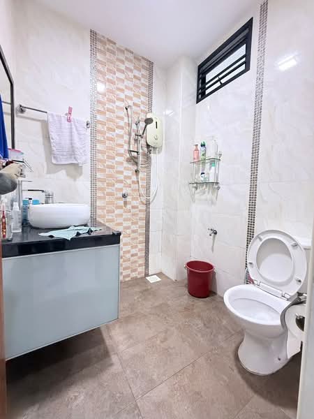 2-storey Terraced House for Sale in Taman Desa Tebrau (Tebrau) - Jong Chen - Bathroom - PropertyGuru.com.my