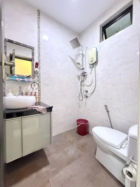 2-storey Terraced House for Sale in Taman Desa Tebrau (Tebrau) - Jong Chen - Bathroom - PropertyGuru.com.my
