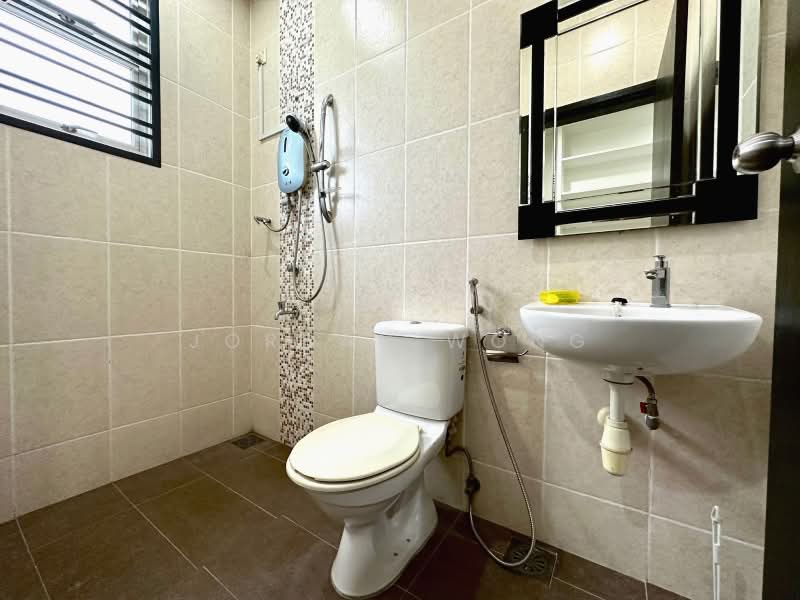 2-storey Terraced House for Rent in Taman Molek (Johor Bahru) - Jordan Wong - Bathroom - PropertyGuru.com.my