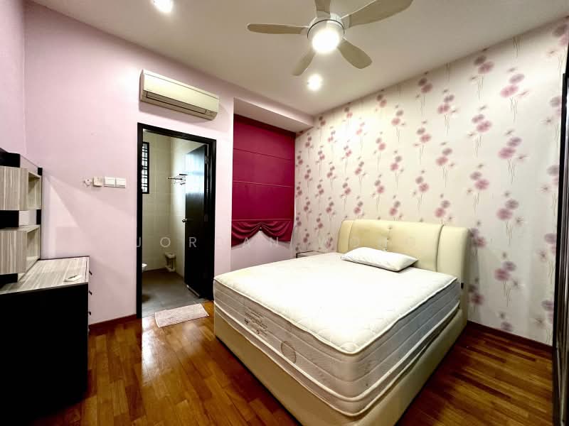 2-storey Terraced House for Rent in Taman Molek (Johor Bahru) - Jordan Wong - Bedroom - PropertyGuru.com.my