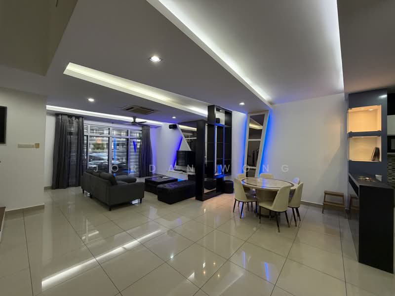 Rumah Teres 2-Tingkat untuk Disewa di Taman Molek (Johor Bahru) - Jordan Wong - Living Room - PropertyGuru.com.my