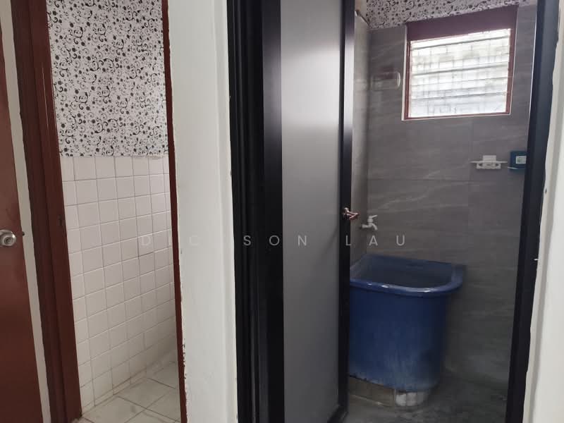 1-storey Terraced House for Rent in Kepong Baru (Kepong) - Dickson Lau - Bathroom - PropertyGuru.com.my