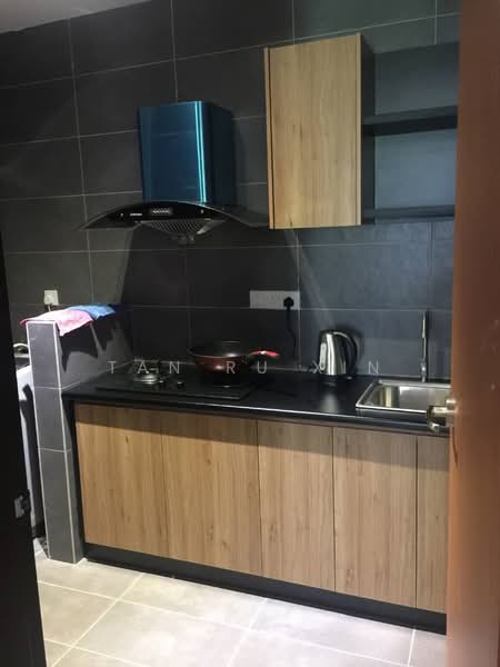 Service Residence for Rent at Citizen @ Old Klang Road - Tan Ru Xin - Kitchen - PropertyGuru.com.my