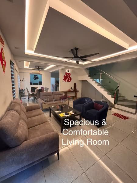 Rumah Teres 2 Tingkat untuk Dijual di Puchong (Selangor) - Vincent Yeoh - Living Room - PropertyGuru.com.my