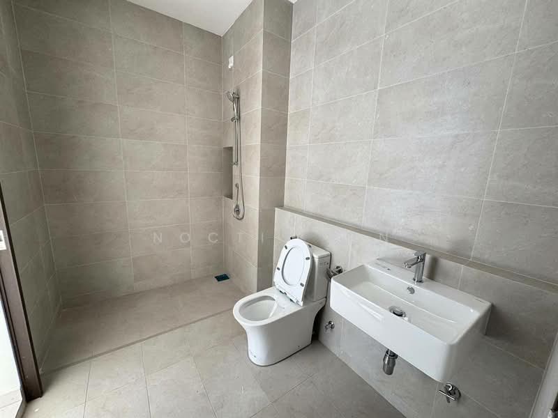 Cluster House for Sale in Austin Crest (Johor Bahru) - Noctis Tan - Bathroom - PropertyGuru.com.my