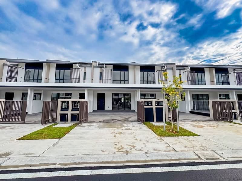 2-storey Terraced House for Sale in Bandar Bukit Raja (Klang) - Izzat Zamros - PropertyGuru.com.my