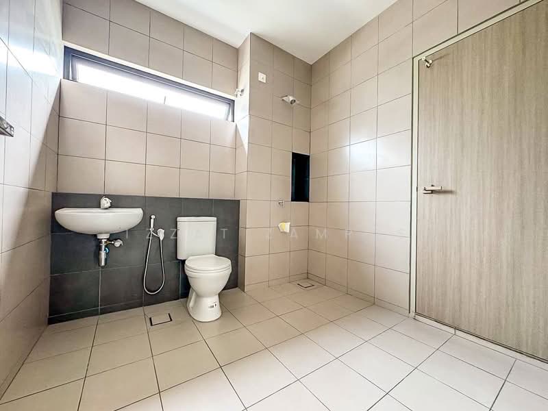 2-storey Terraced House for Sale in Bandar Bukit Raja (Klang) - Izzat Zamros - PropertyGuru.com.my
