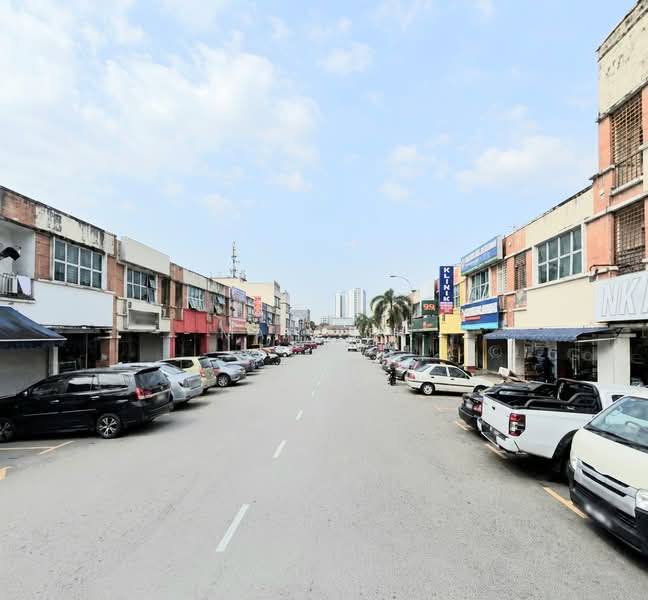 Kedai / Pejabat untuk Dijual di Taman Balakong Jaya (Balakong) - Max Pek - PropertyGuru.com.my