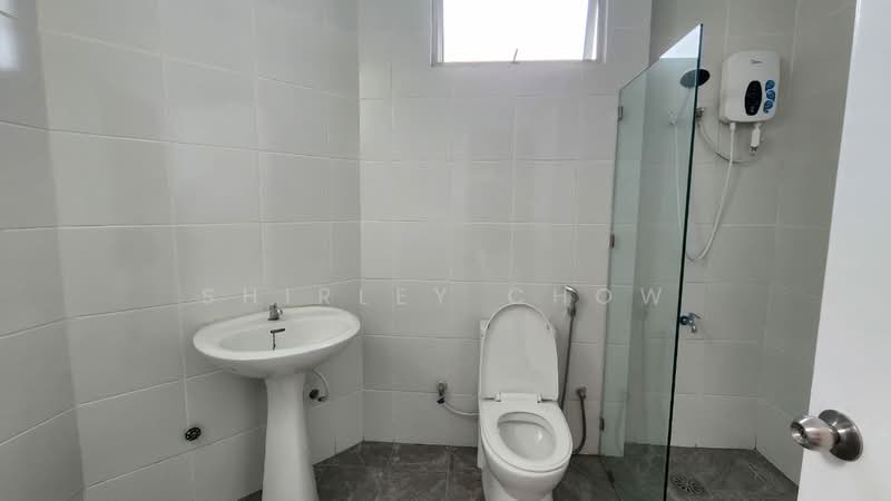 Kondominium untuk Dijual di The Colonnades - shirley Chow - Bathroom - PropertyGuru.com.my