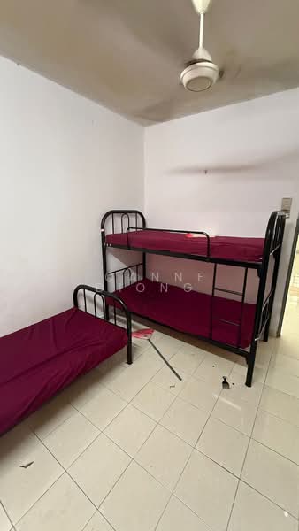 Apartment for Sale at Mentari Court - Joanne Diong - Bedroom - PropertyGuru.com.my