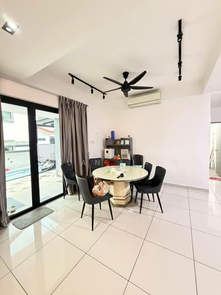2-storey Terraced House for Sale in Taman Dato Onn (Johor Bahru) - Chuan Liang - Dining Area - PropertyGuru.com.my