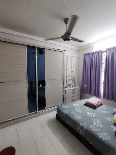 Kondominium untuk Disewa di Putra Place Condominium - Alex Wong - Bedroom - PropertyGuru.com.my