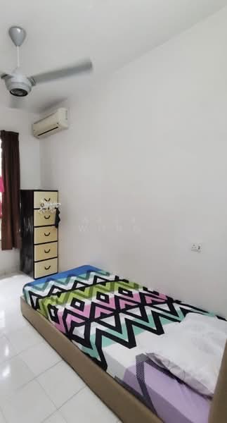 Kondominium untuk Disewa di Putra Place Condominium - Alex Wong - Bedroom - PropertyGuru.com.my