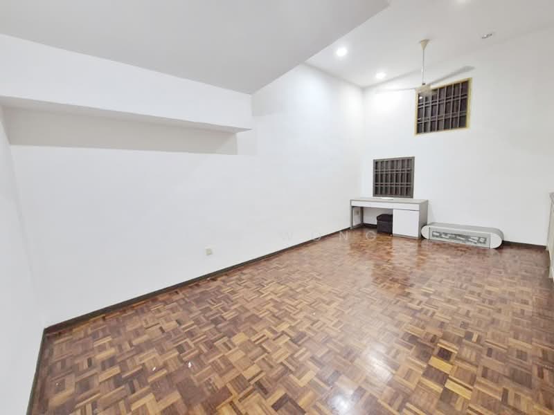 Rumah Teres 1.5 Tingkat untuk Dijual di Taman Pelangi Indah (Ulu Tiram) - Bess Wong - PropertyGuru.com.my