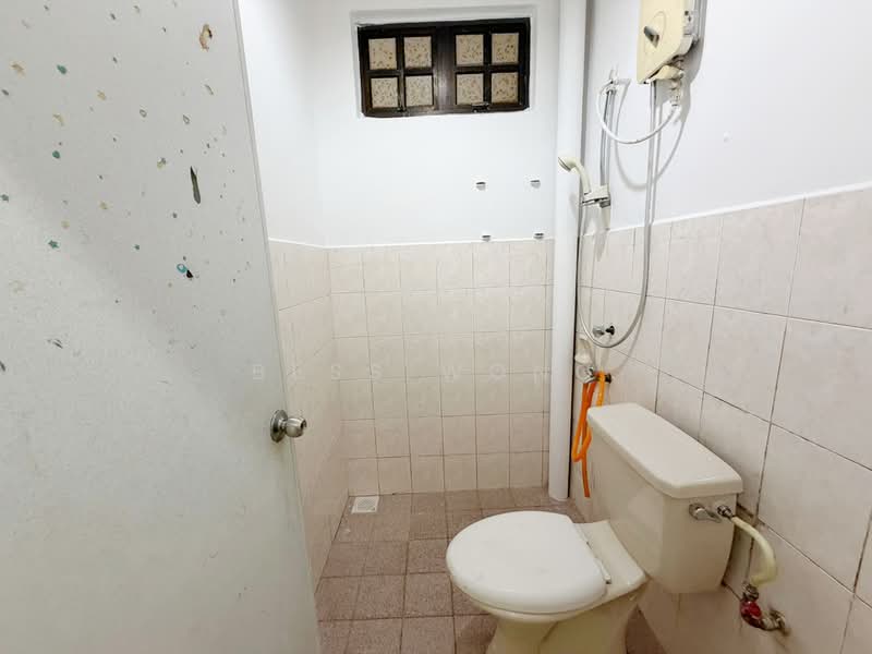 Rumah Teres 1.5 Tingkat untuk Dijual di Taman Pelangi Indah (Ulu Tiram) - Bess Wong - PropertyGuru.com.my