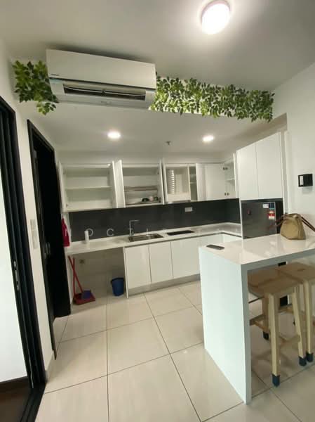 Pangsapuri untuk Disewa di Almas - Noctis Tan - Kitchen - PropertyGuru.com.my