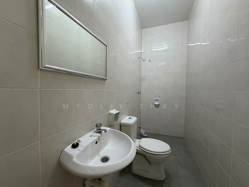Rumah Berkembar untuk Dijual di Seremban (Negeri Sembilan) - Myolie Thay - Bathroom - PropertyGuru.com.my
