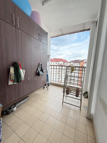 Apartment for Rent at Bayu Puteri - Meoon Khor - Balcony - PropertyGuru.com.my