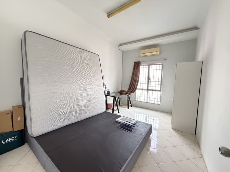 Apartment for Rent at Bayu Puteri - Meoon Khor - Bedroom - PropertyGuru.com.my