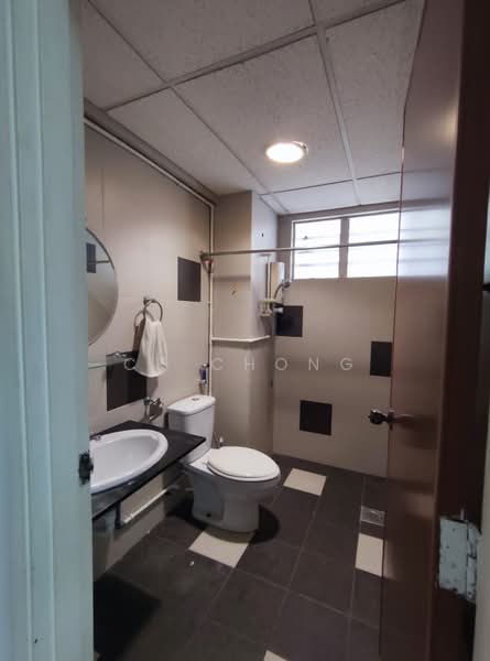 Kondominium untuk Dijual di Union Heights - CK Chong - Bathroom - PropertyGuru.com.my