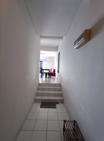 Kondominium untuk Dijual di Union Heights - CK Chong - Corridor - PropertyGuru.com.my