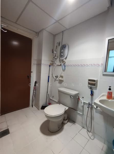 Kondominium untuk Dijual di Union Heights - CK Chong - Bathroom - PropertyGuru.com.my