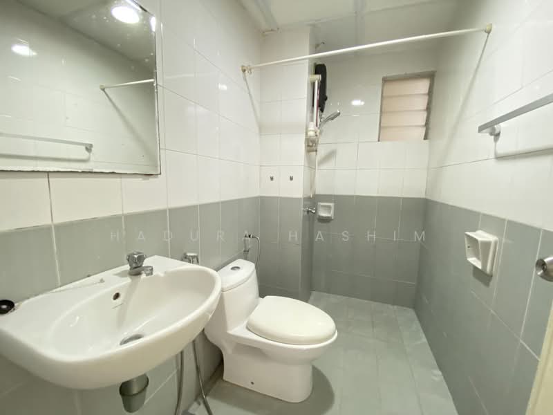 Pangsapuri untuk Disewa di D'shire Villa - Hadura Hashim - PropertyGuru.com.my