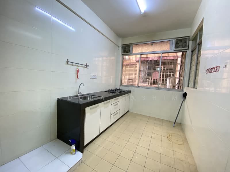 Pangsapuri untuk Disewa di D'shire Villa - Hadura Hashim - PropertyGuru.com.my