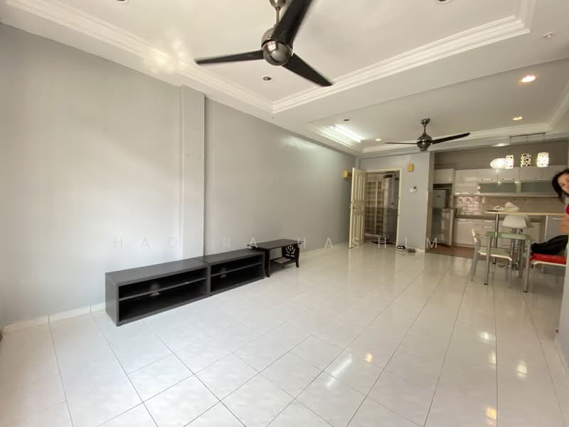 Pangsapuri untuk Disewa di D'shire Villa - Hadura Hashim - PropertyGuru.com.my