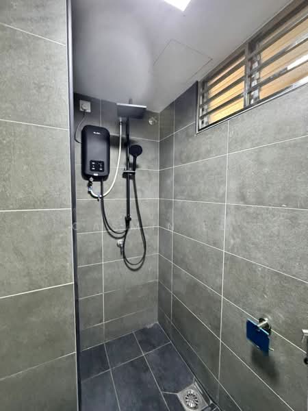 Servis Apartment untuk Disewa di Midas @ Seri Alam - Casmin Eu - Bathroom - PropertyGuru.com.my