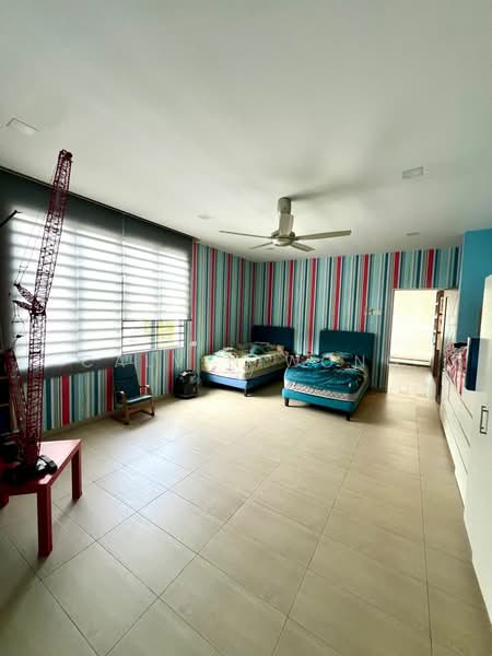Rumah Kluster untuk Dijual di Taman Mutiara Mas (Skudai) - Calvin Wong - Bedroom - PropertyGuru.com.my