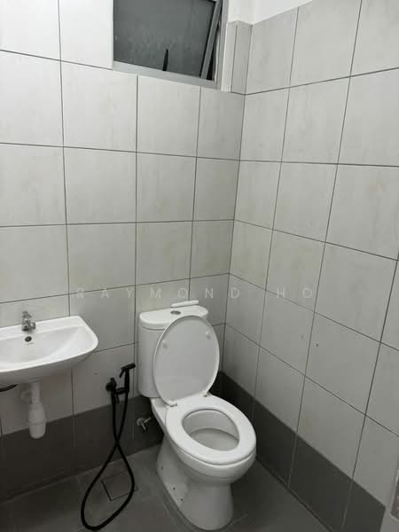 Kondominium untuk Disewa di MiNest Residence - Raymond Ho - Bathroom - PropertyGuru.com.my