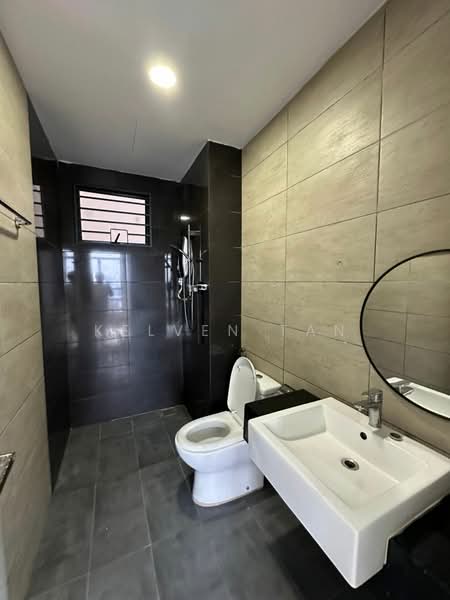 Kondominium untuk Dijual di Legend Heights - Kelven Tan - Bathroom - PropertyGuru.com.my