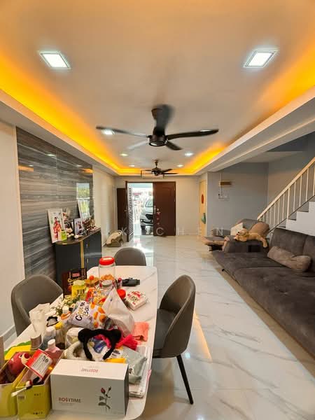 Rumah Teres 2 Tingkat untuk Dijual di Bandar Country Homes (Rawang) - Jack Cheng - Living Room - PropertyGuru.com.my