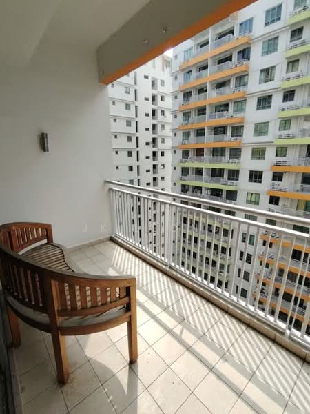 Servis Apartment untuk Dijual di D'Alamanda - JK Leong - Balcony - PropertyGuru.com.my