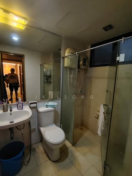 Servis Apartment untuk Dijual di D'Alamanda - JK Leong - Bathroom - PropertyGuru.com.my