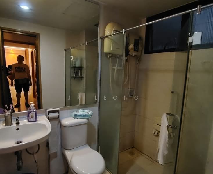 Servis Apartment untuk Dijual di D'Alamanda - JK Leong - Bathroom - PropertyGuru.com.my